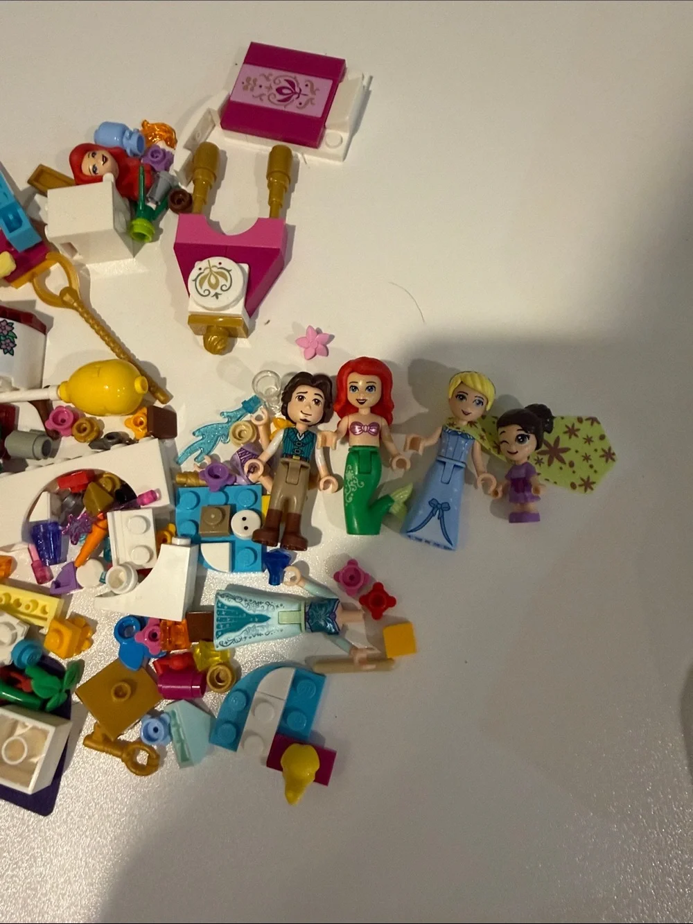 Lego some pieces